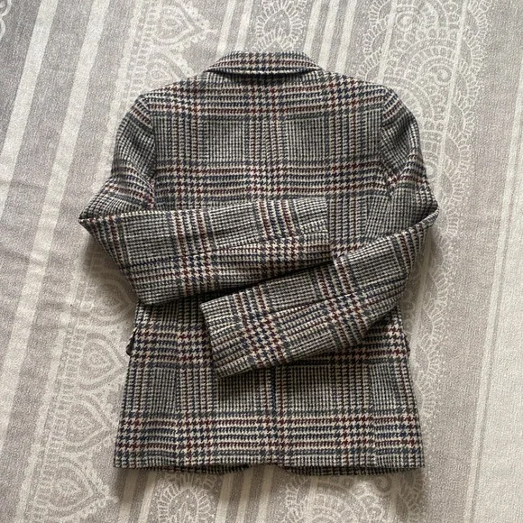J.Crew Wool Schoolboy Blazer in Houndstooth Plaid - Picture 12 of 16